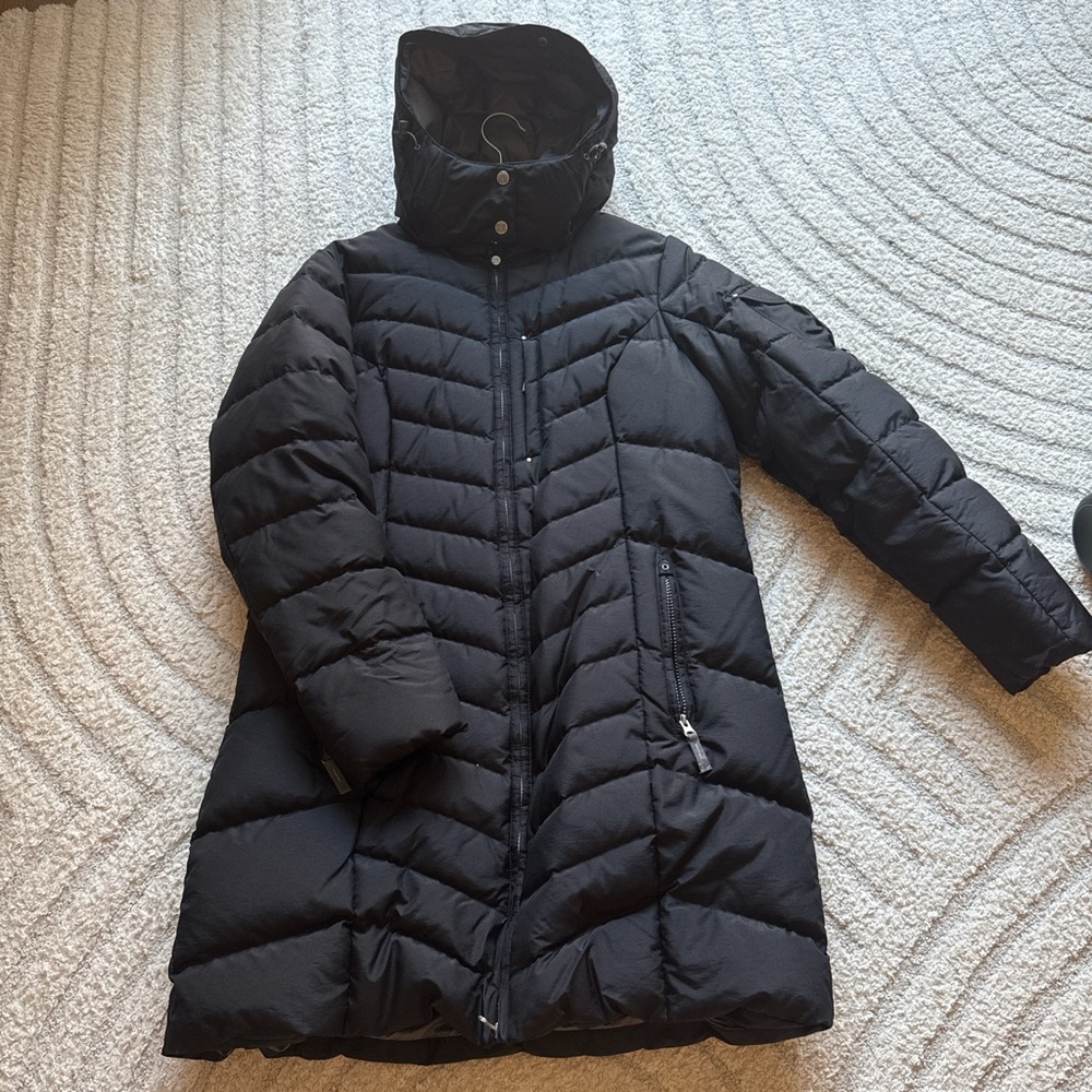 SOLD Eddie Bauer Women's Black Puffer Coat